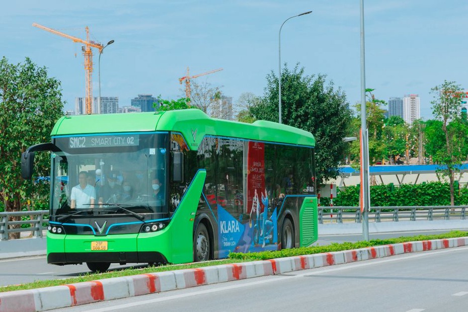 Bus MAN Lion's City roulant en ville