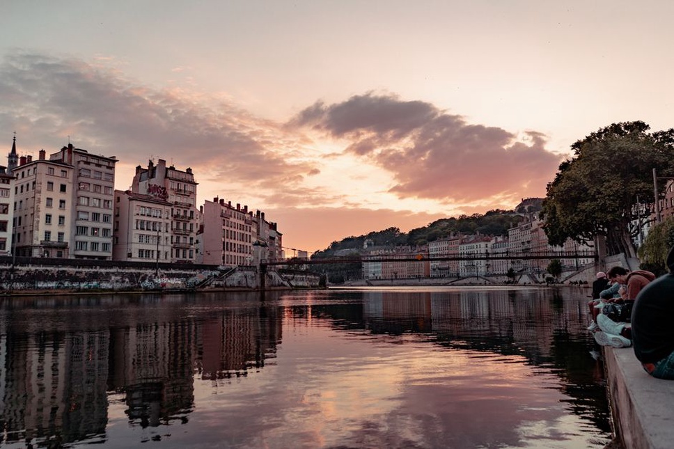 Read more about the article Modernisation et Écologie : Les Nouveaux Défis du Réseau TCL de Lyon