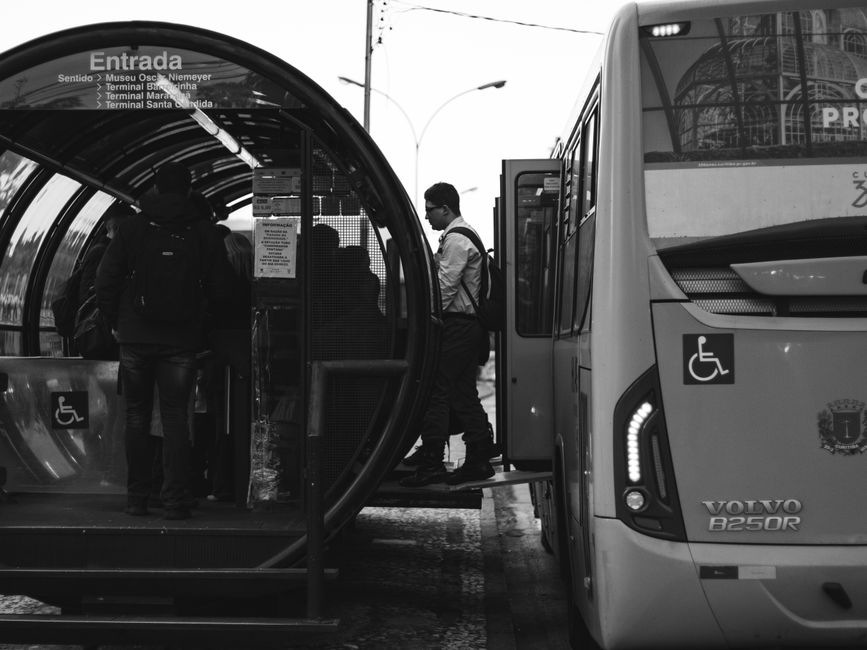 Quai accessible et information voyageurs à l’arrêt