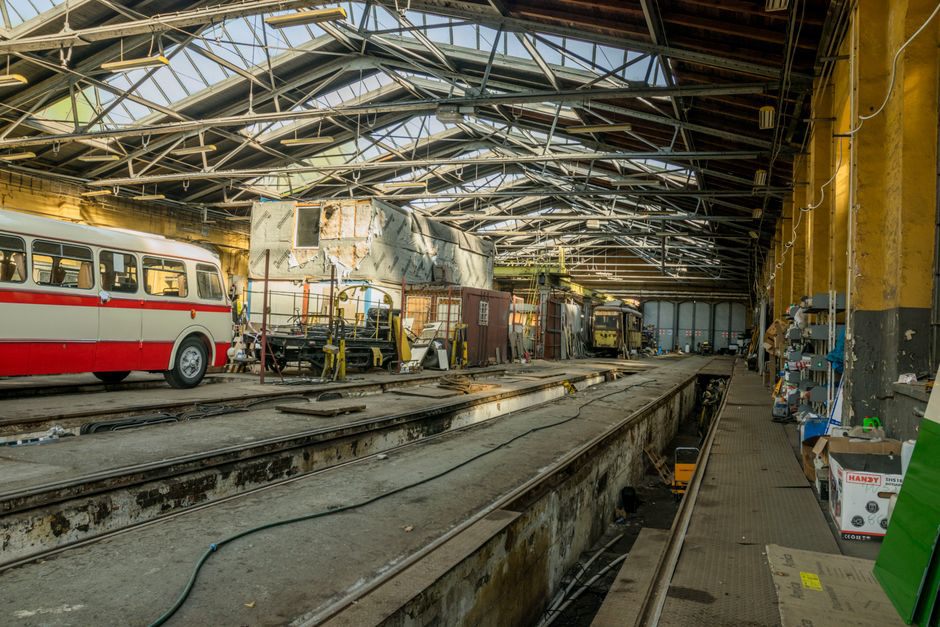 Atelier adapté à la maintenance d’autobus modernes