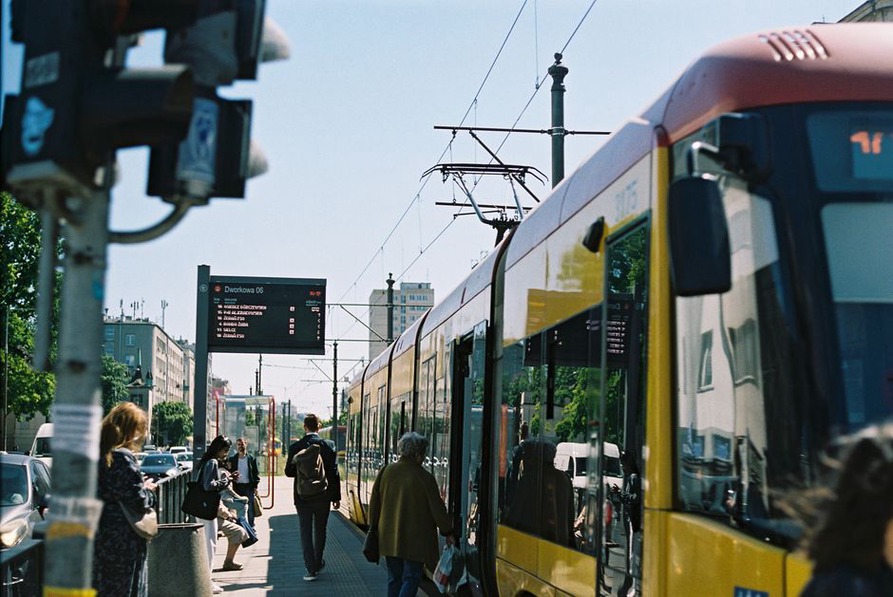 Read more about the article Bus électriques sur les TCL : ce qui change pour l’exploitation et les voyageurs