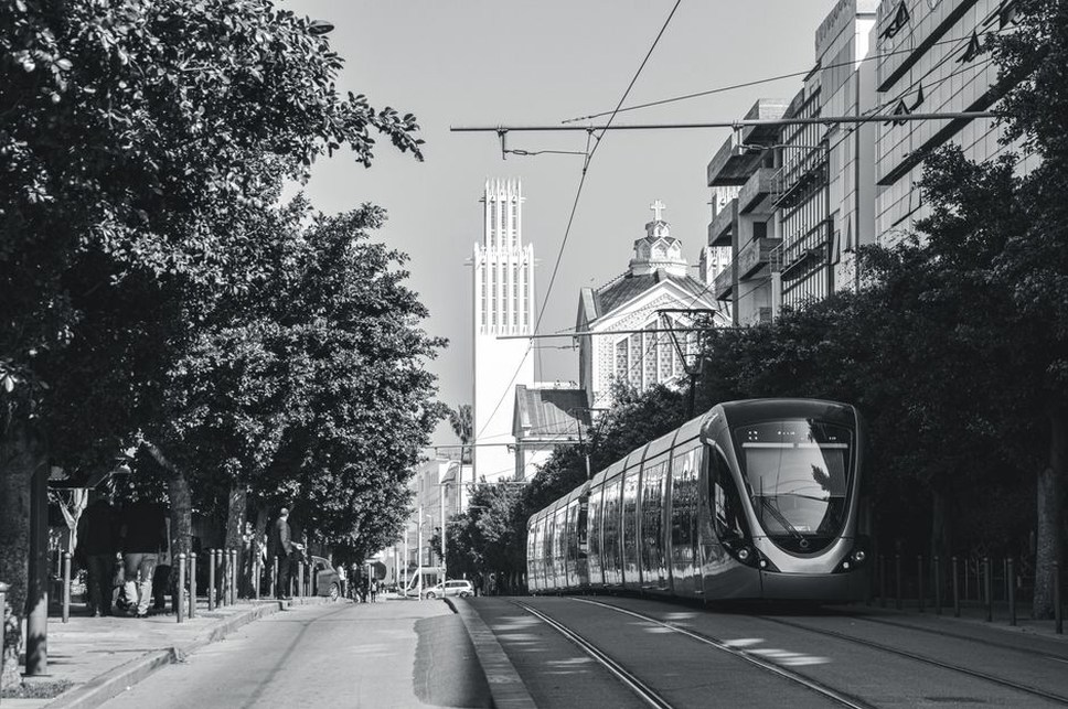Read more about the article Bus, trolleybus et GNV : comment apprécier le bilan carbone du réseau TCL ?
