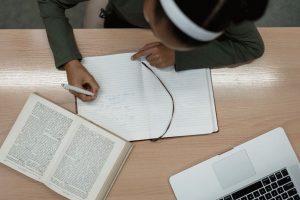 Read more about the article Écrire sur les TCL en répondant à la vraie question du lecteur